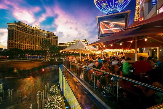 Complete List of Las Vegas Happy Hour Deals on the Strip