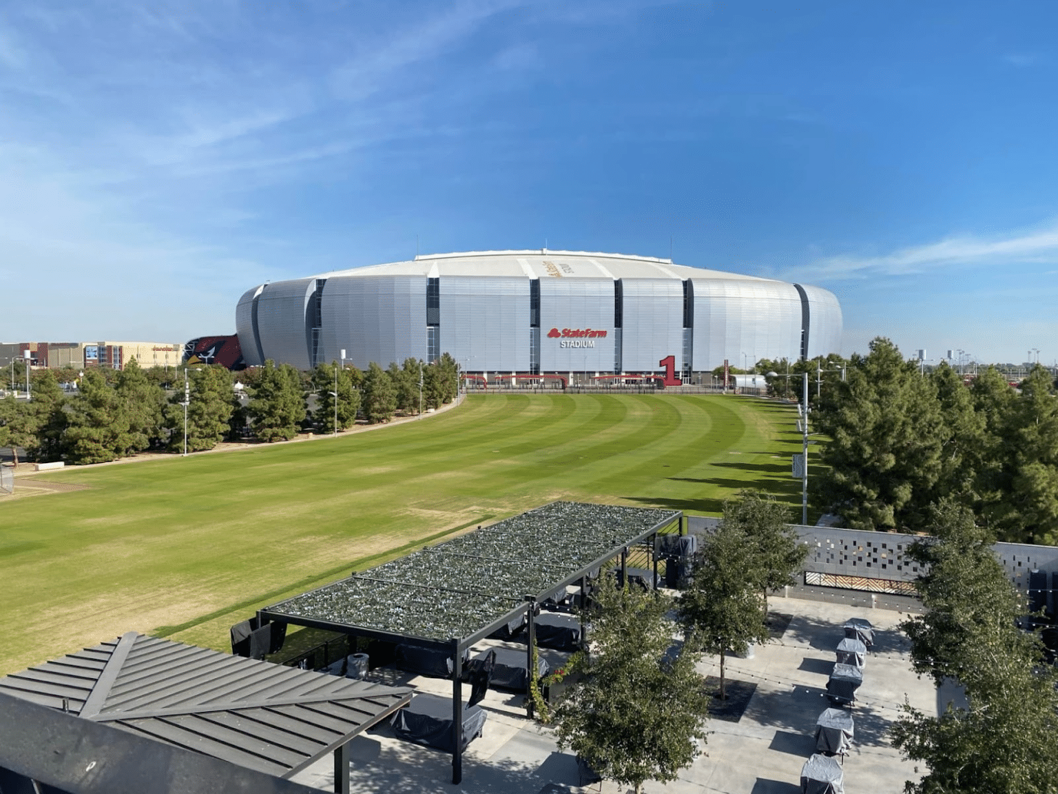 State Farm Stadium Parking Tips Guide in Phoenix [ 2024 ]