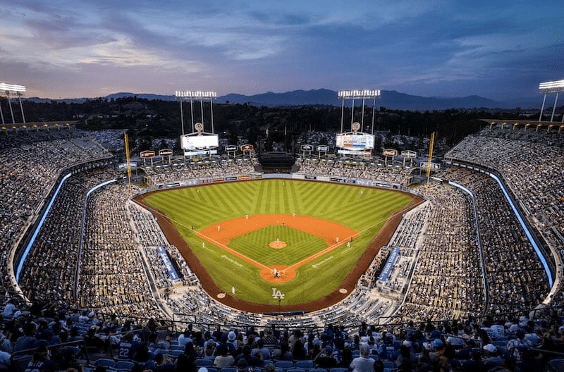 Dodger Stadium to return to full capacity June 15