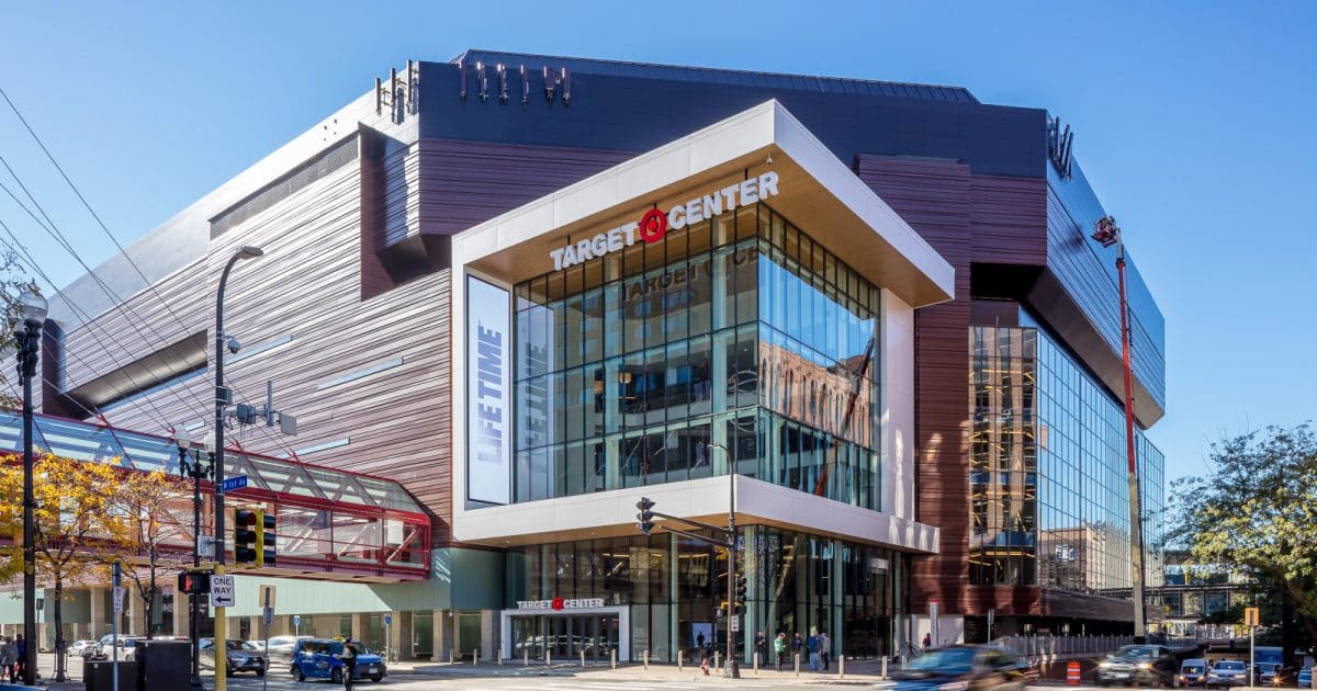 Target Center Parking Tips in Minneapolis [2024 Guide]