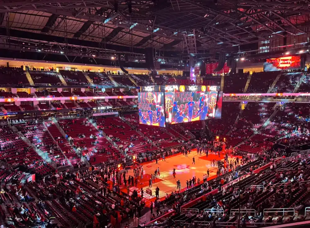 [FREE 2024 GUIDE] Toyota Center Parking Tips in Houston