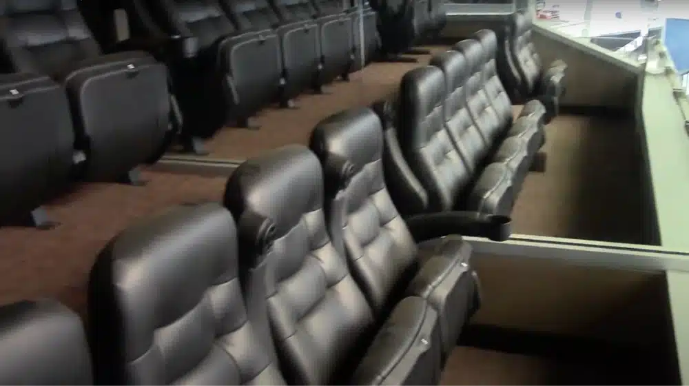 dallas cowboys suites outdoor leather chairs